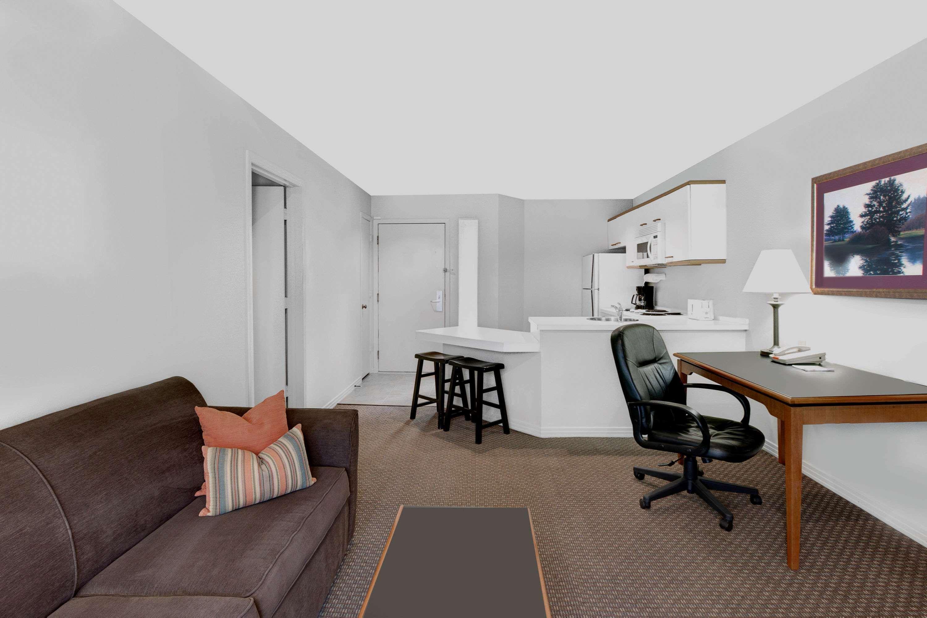 Value Suites Extended Stay - Арлінгтон Екстер'єр фото